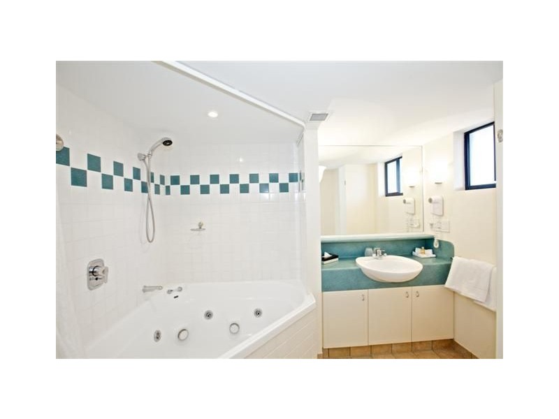 402/75 The Esplanade, Golden Beach QLD 4551