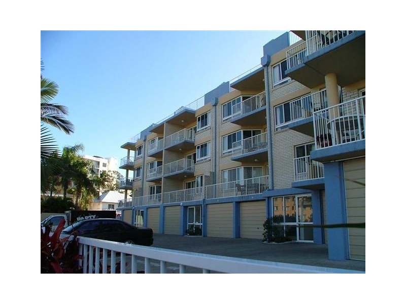 2/1 Saltair Street, Kings Beach QLD 4551