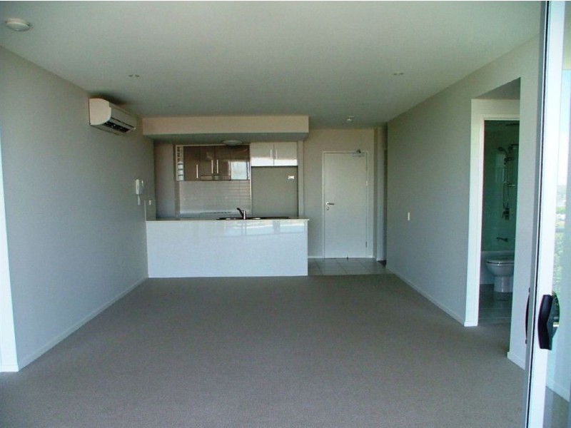 29/11 Canberra Tce, Kings Beach QLD 4551