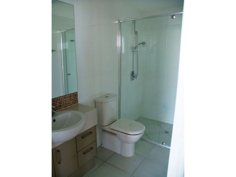 29/11 Canberra Tce, Kings Beach QLD 4551