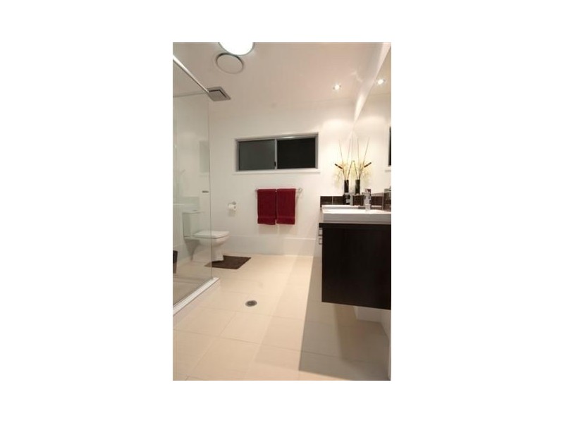 6 The Parkway, Aroona QLD 4551