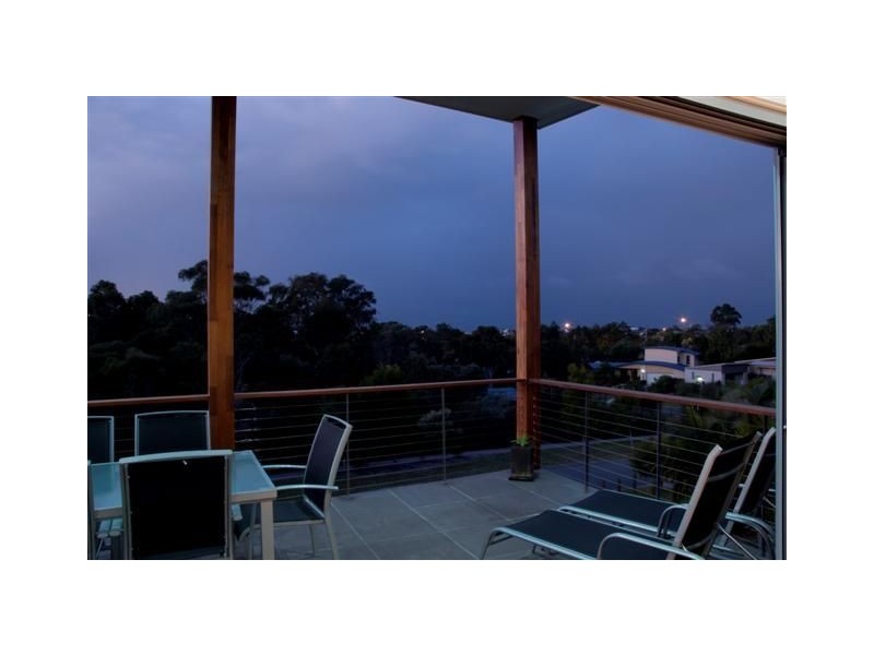 6 The Parkway, Aroona QLD 4551