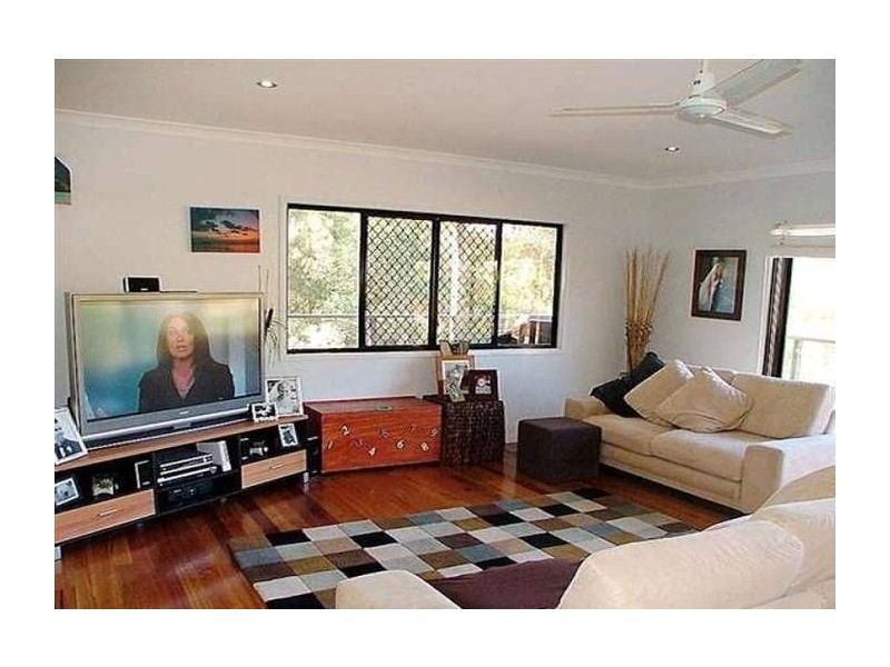 11 Gallery Place, Little Mountain QLD 4551