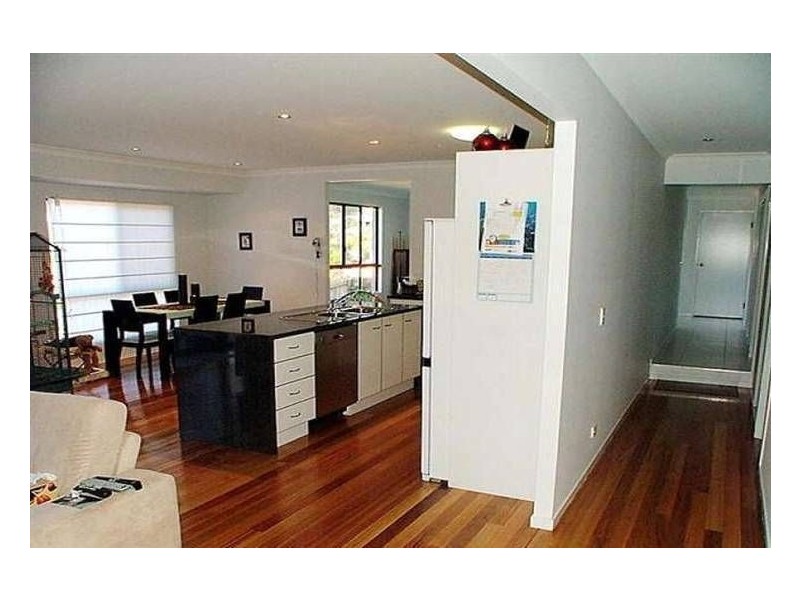 11 Gallery Place, Little Mountain QLD 4551