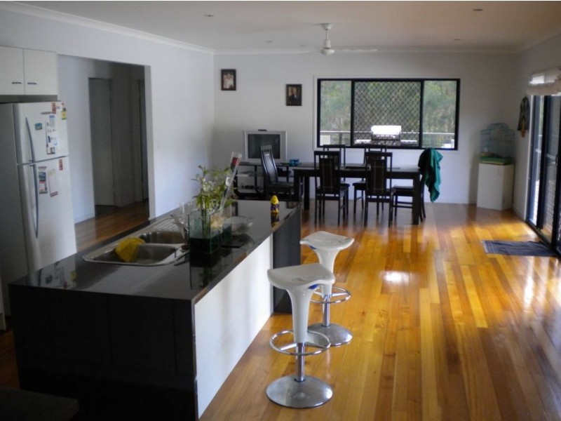 11 Gallery Place, Little Mountain QLD 4551