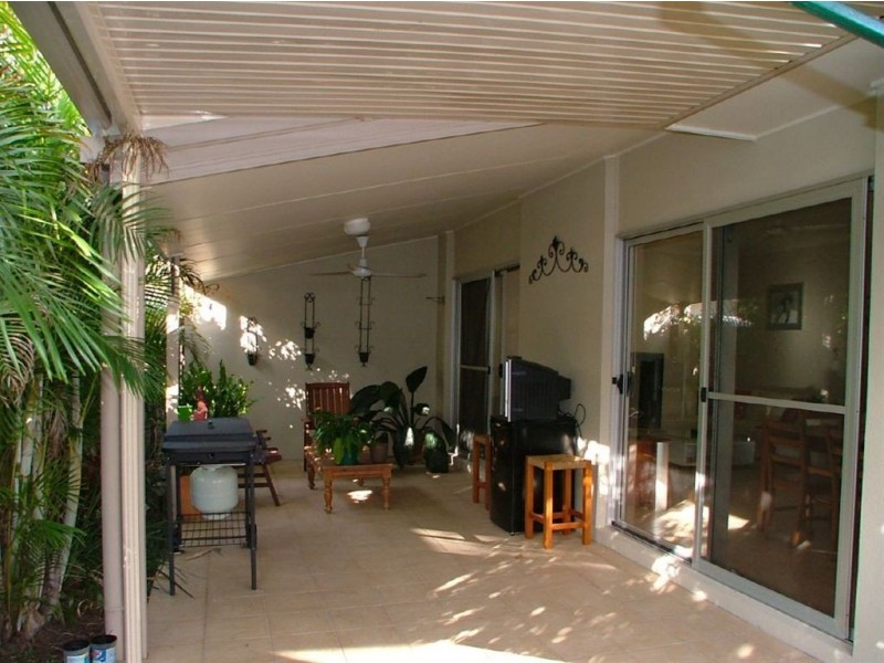 31/2 Grand Parade, Parrearra QLD 4575