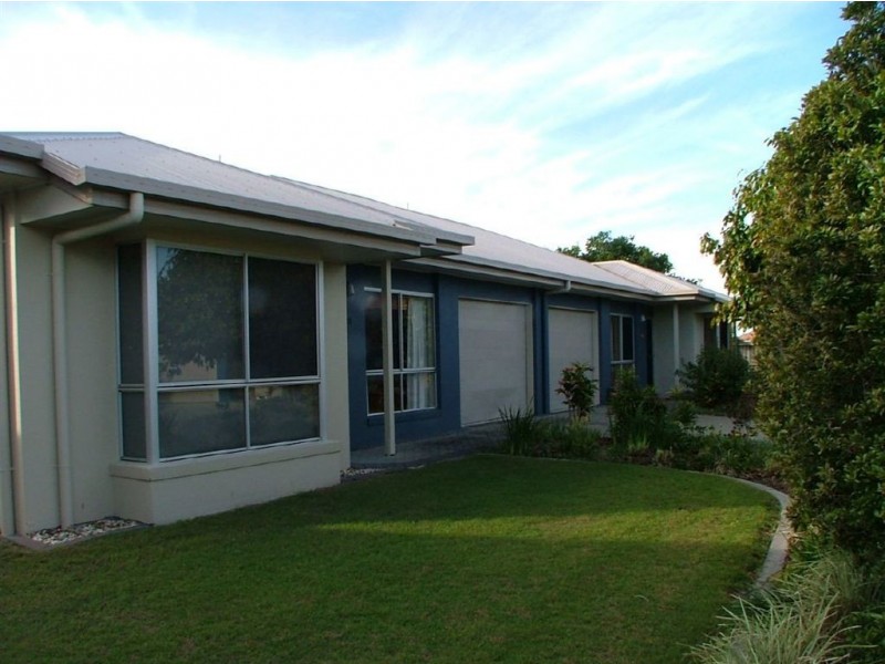 31/2 Grand Parade, Parrearra QLD 4575