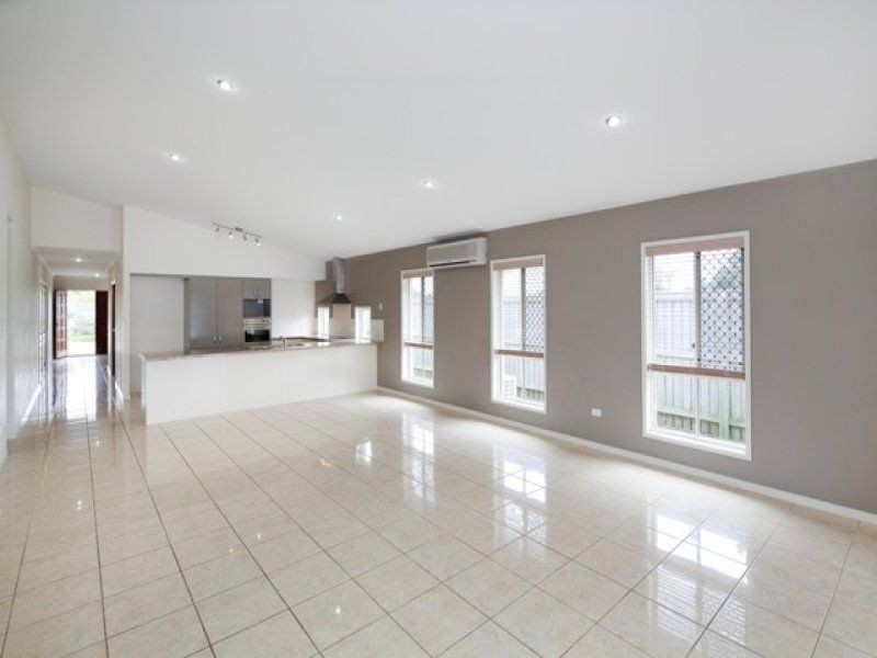 14 Bonaire Court, Parrearra QLD 4575