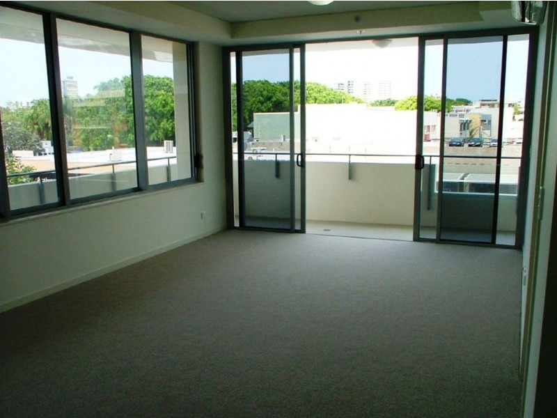 301/12 Otranto Tce, Caloundra QLD 4551