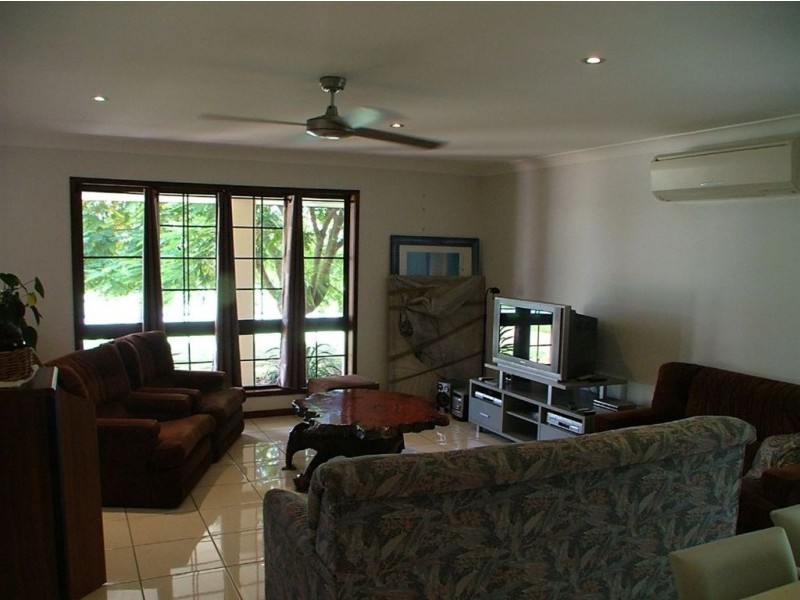 31 Ramsay St, Golden Beach QLD 4551