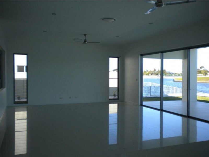 20 Westholme Cct, Pelican Waters QLD 4551