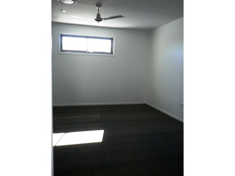 20 Westholme Cct, Pelican Waters QLD 4551