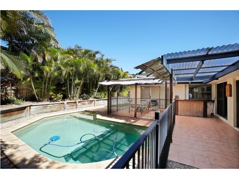 32 Browning Boulevard, Battery Hill QLD 4551