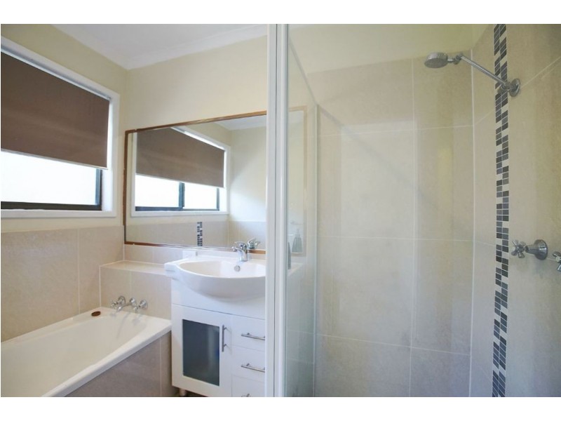 32 Browning Boulevard, Battery Hill QLD 4551