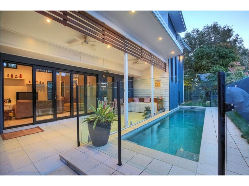 14 Wentworth Parade, Golden Beach QLD 4551