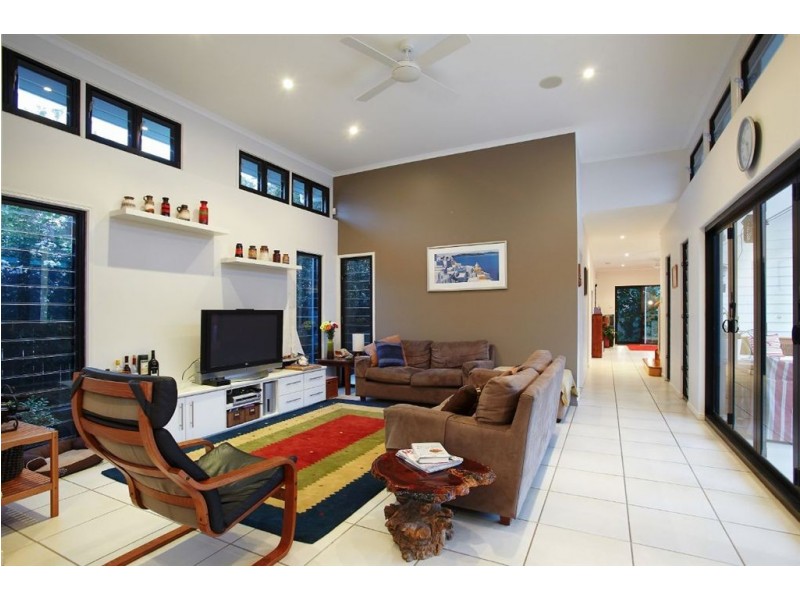 14 Wentworth Parade, Golden Beach QLD 4551