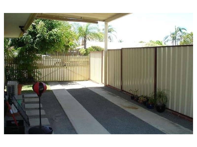 2 Carell Street, Currimundi QLD 4551