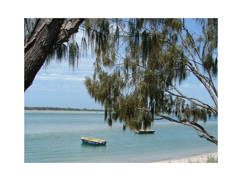 2/47 Wavell Avenue, Golden Beach QLD 4551
