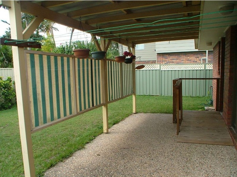 2/47 Wavell Avenue, Golden Beach QLD 4551