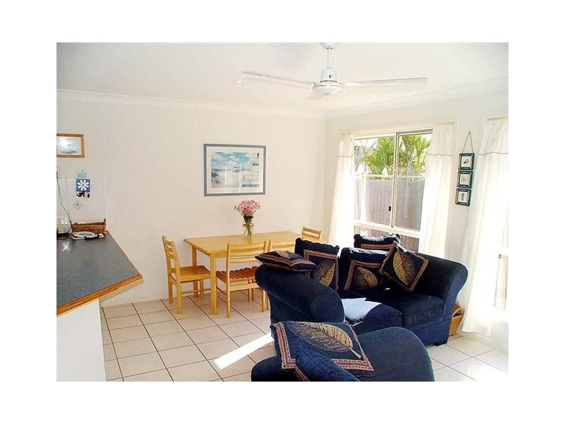 8 Jules Square, Currimundi QLD 4551
