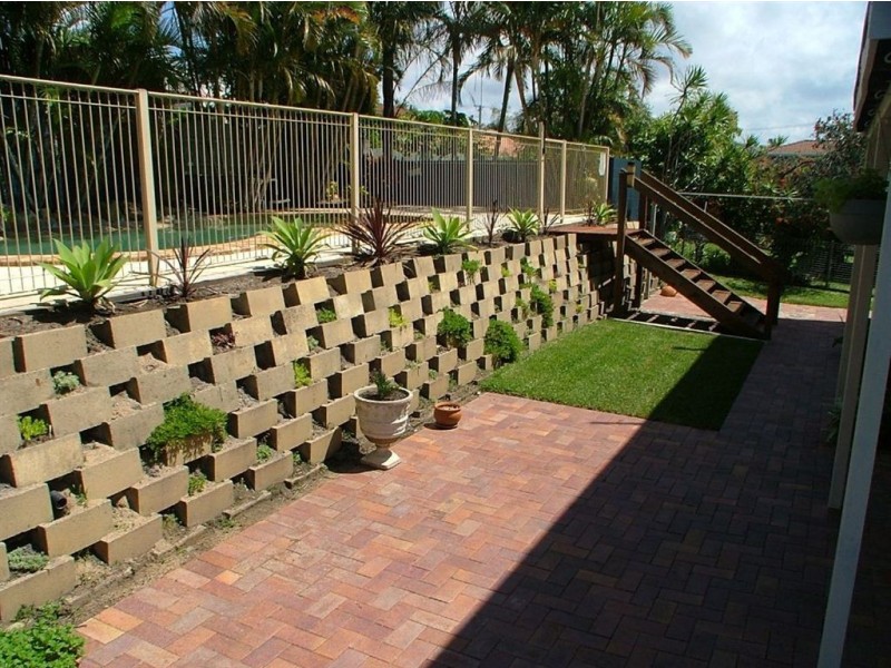 7 Matilda Crescent, Battery Hill QLD 4551