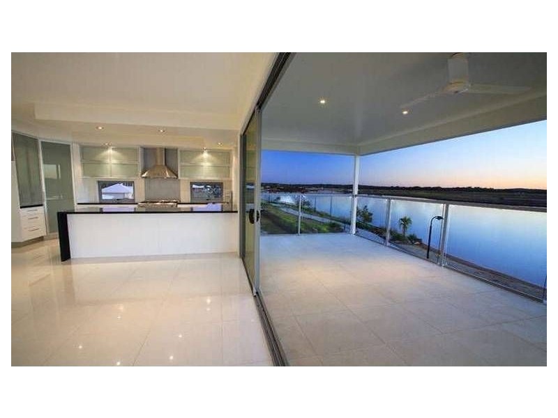 5 Plimsol Court, Wurtulla QLD 4575