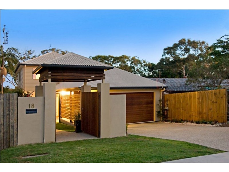 18 Macdonald Street, Dicky Beach QLD 4551