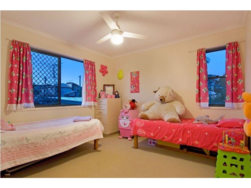 18 Macdonald Street, Dicky Beach QLD 4551