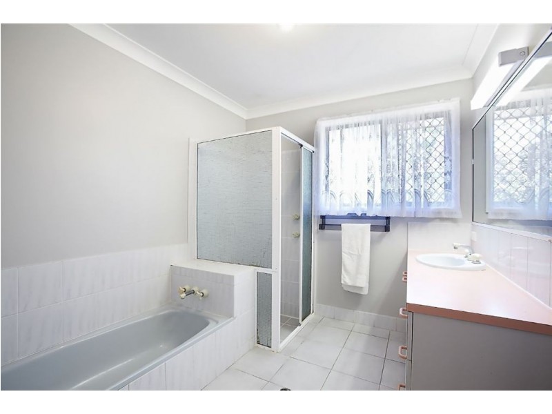 29 Milbong Street, Battery Hill QLD 4551