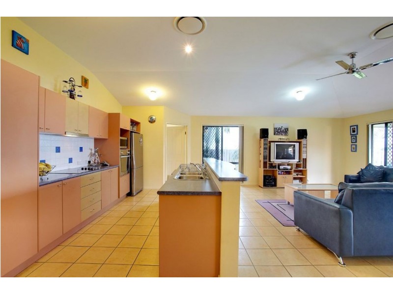 23 Discovery Drive, Little Mountain QLD 4551