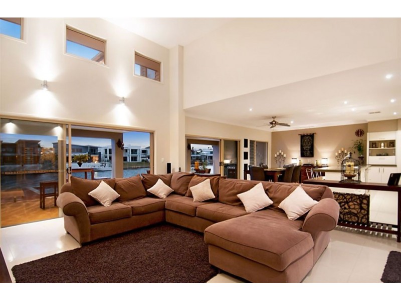 16 Deep Water Circuit, Pelican Waters QLD 4551