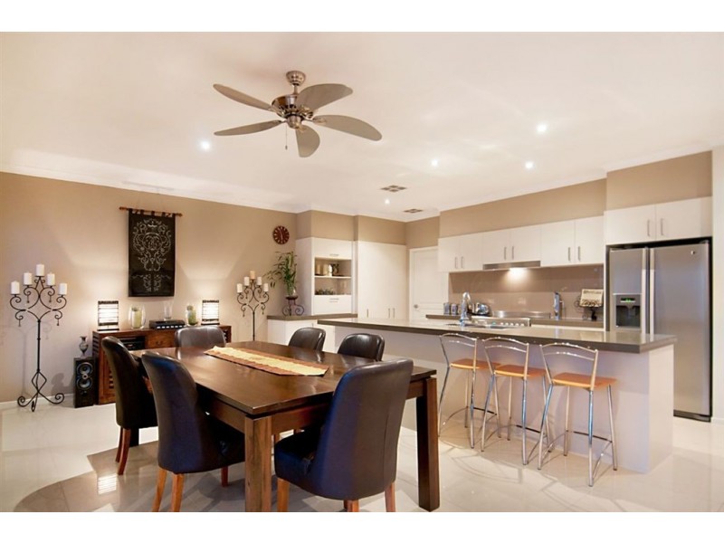 16 Deep Water Circuit, Pelican Waters QLD 4551