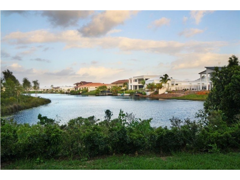 3 Tytherleigh Lane, Pelican Waters QLD 4551