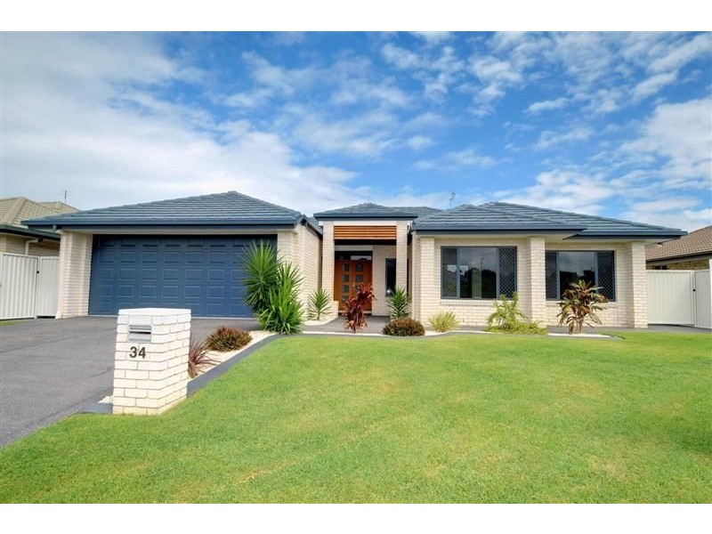 34 Pembroke Avenue, Pelican Waters QLD 4551
