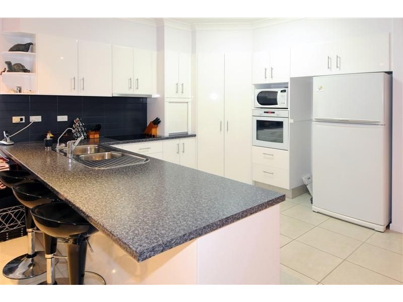 34 Pembroke Avenue, Pelican Waters QLD 4551