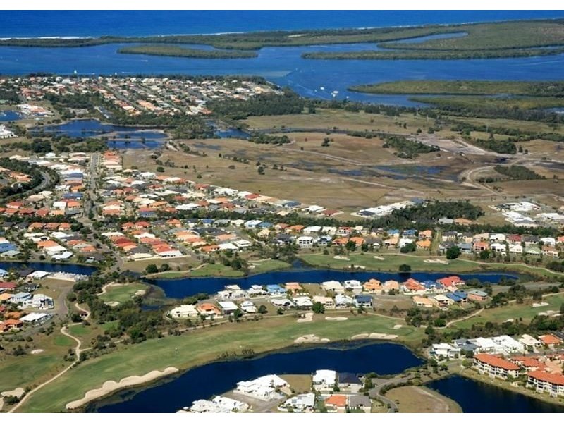 34 Pembroke Avenue, Pelican Waters QLD 4551