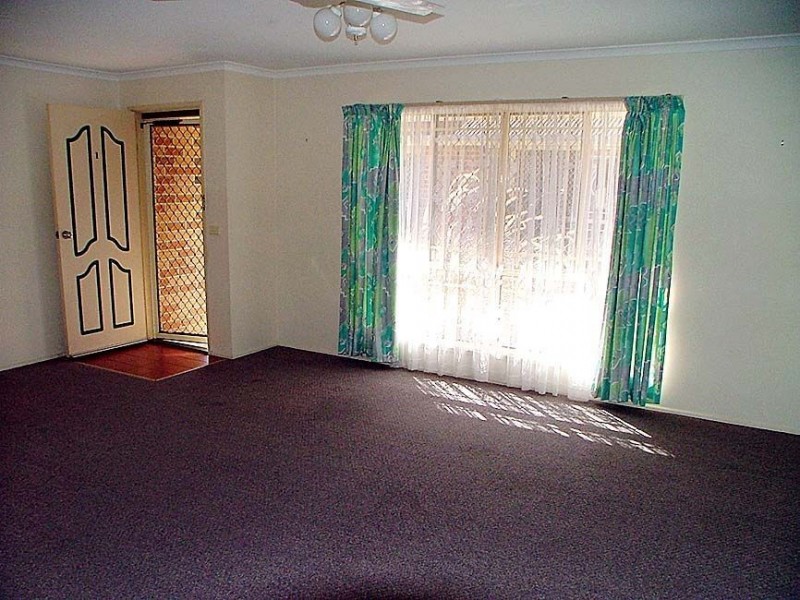 1/38 Milbong Street, Battery Hill QLD 4551