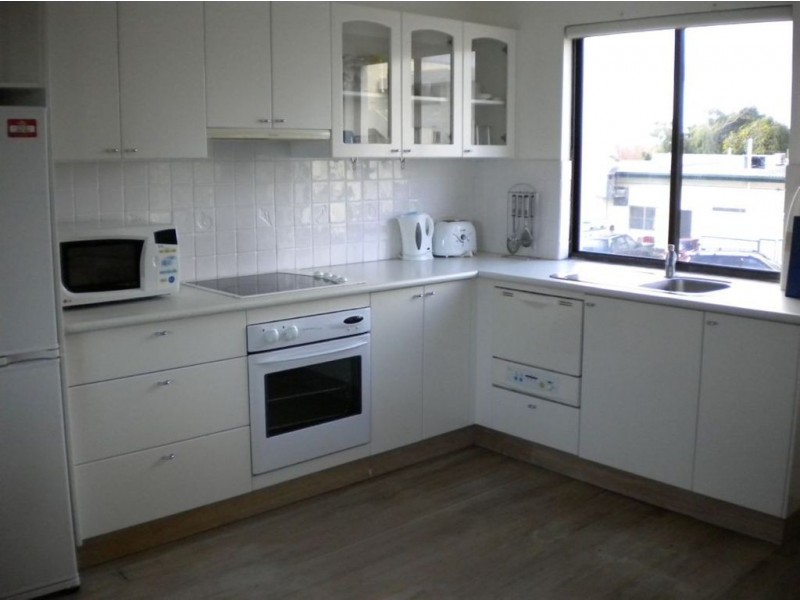 4/1 Cooma Terrace, Caloundra QLD 4551