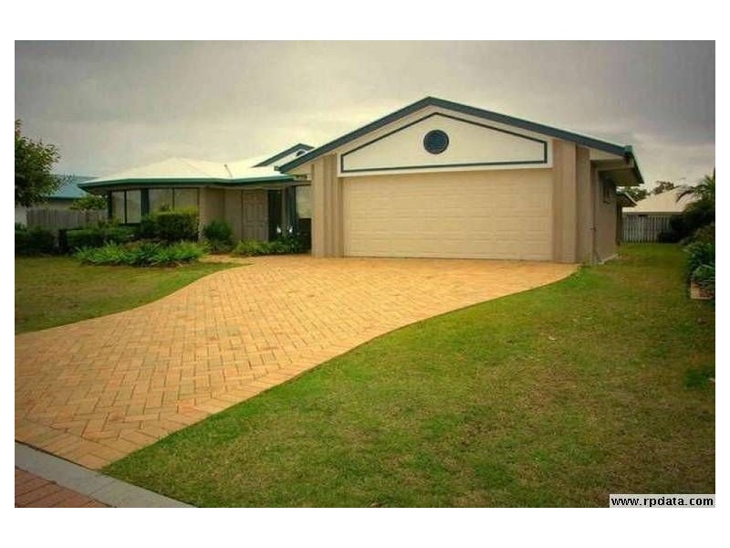 4 Edlundh Court, Pelican Waters QLD 4551