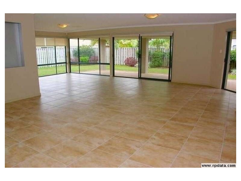 4 Edlundh Court, Pelican Waters QLD 4551