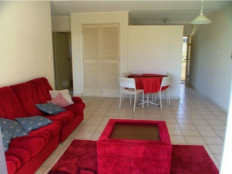 8/29 Burgess Street, Kings Beach QLD 4551