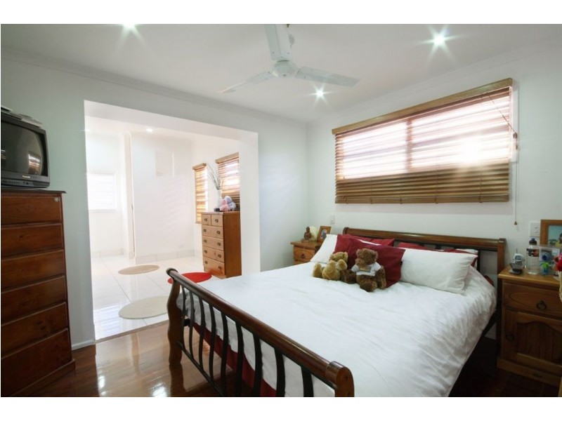 24 Careen Street, Battery Hill QLD 4551