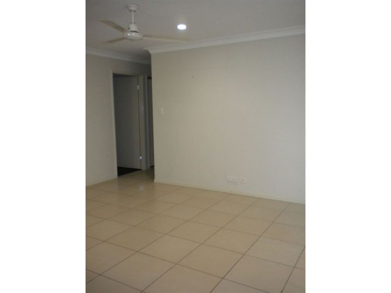 7 Gairdner St, Caloundra West QLD 4551