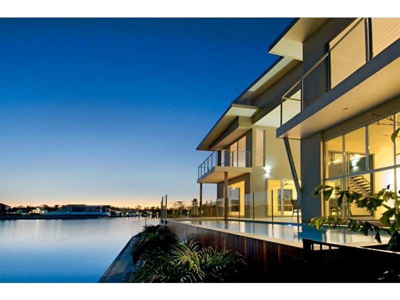 39 Bellanboe Circuit, Pelican Waters QLD 4551