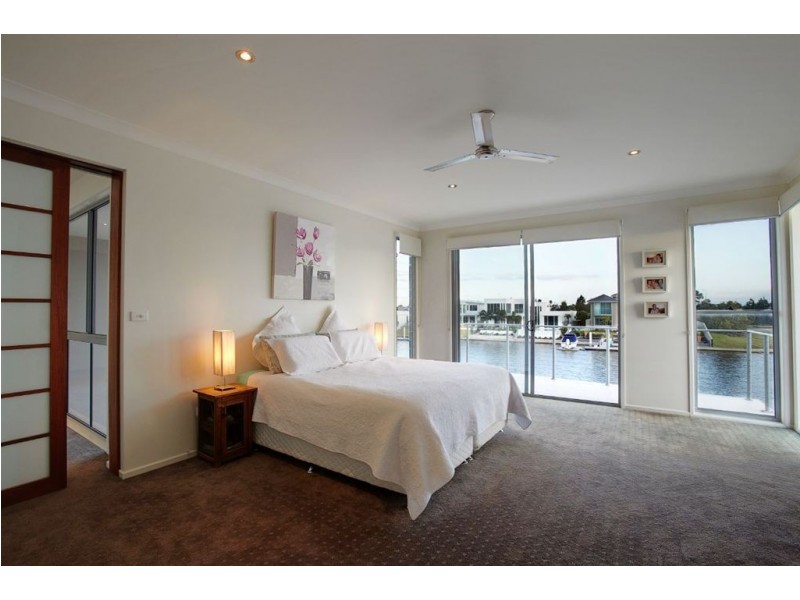 39 Bellanboe Circuit, Pelican Waters QLD 4551