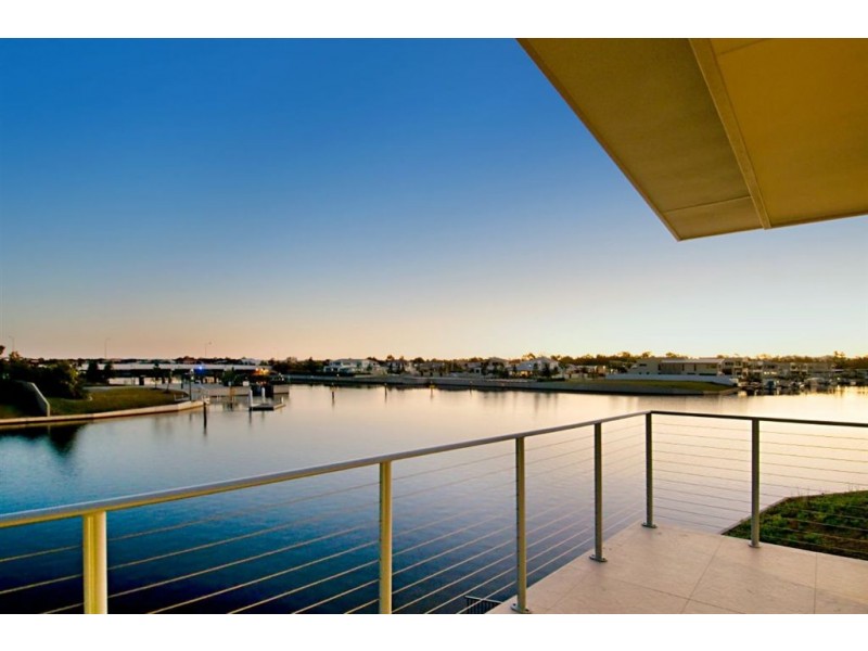 39 Bellanboe Circuit, Pelican Waters QLD 4551