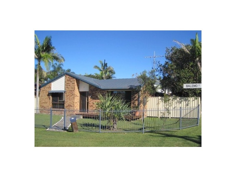 2 Balemo Street, Battery Hill QLD 4551