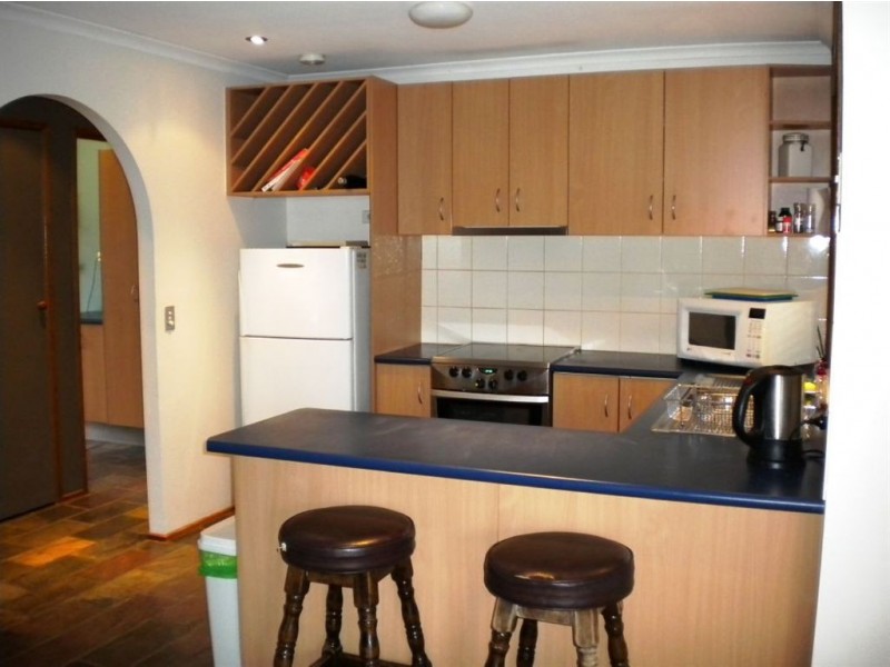 2 Balemo Street, Battery Hill QLD 4551