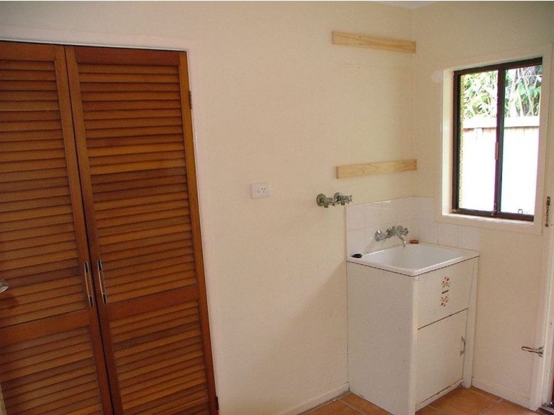 77 Taylor Avenue, Golden Beach QLD 4551