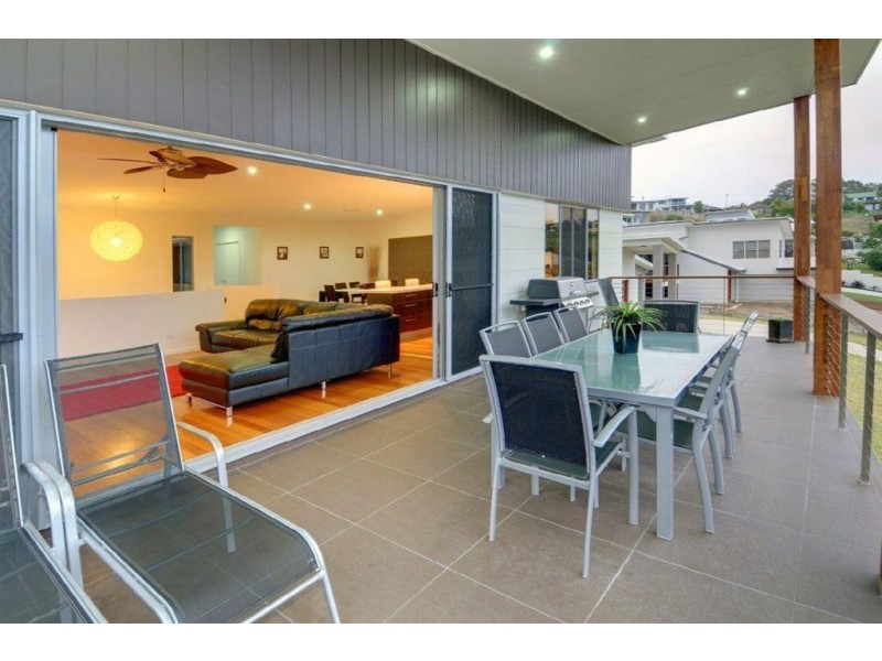 6 The Parkway, Aroona QLD 4551